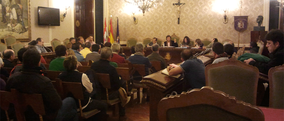 Jim&eacute;nez anima a los alcaldes a abanderar la defensa del Estado del Bienestar frente a los recortes del Gobierno