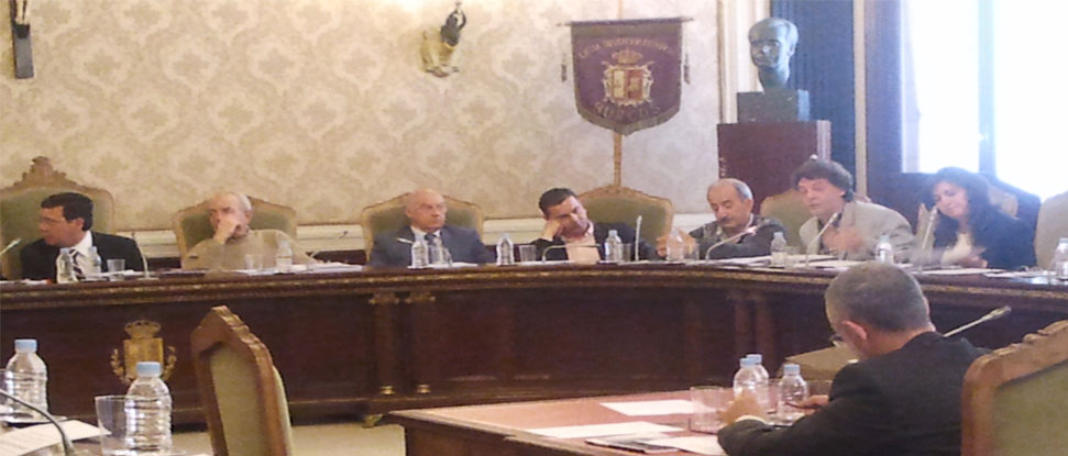 El PP rechaza reducir la tasa del Consorcio de Residuos, que crecer&aacute; un 2% en 2014, tras subidas de hasta el 114% en cinco a&ntilde;os