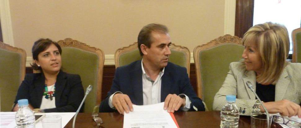 Briones recaba el apoyo de la Diputaci&oacute;n a las infraestructuras pendientes de ejecuci&oacute;n en la comarca de la Ribera