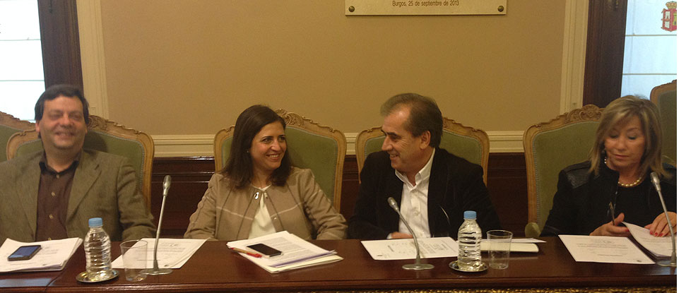 Jim&eacute;nez pedir&aacute; al director provincial de Educaci&oacute;n que la Junta no implante la l&iacute;nea fr&iacute;a de catering en los comedores escolares