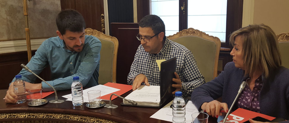 Jurado lamenta que el PP ha gestionado la Diputaci&oacute;n mediante reconocimientos extrajudiciales de cr&eacute;dito