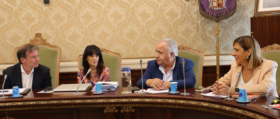 Barrio defiende una Diputaci&oacute;n que blinde los servicios sociales y que recupere la inversi&oacute;n en los pueblos