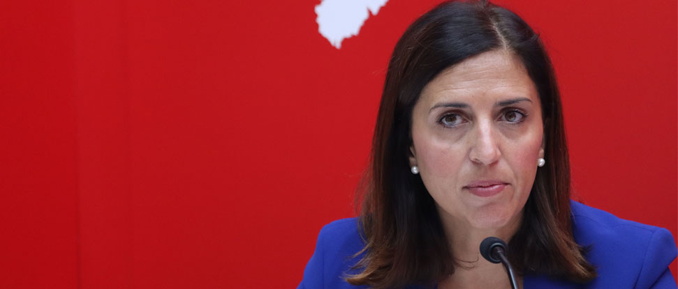 Pe&ntilde;a reitera que el Gobierno mantendr&aacute; todas las paradas de autob&uacute;s en el medio rural a pesar de la espantada de Ma&ntilde;ueco